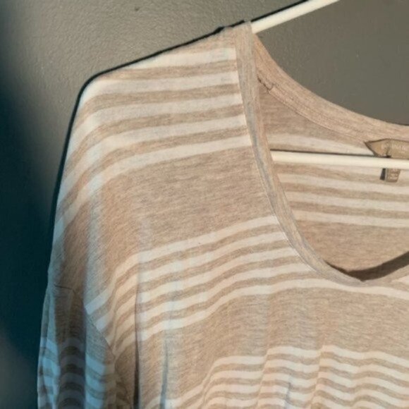 Banana Republic Long Sleeve Tan White Stripes - Picture 5 of 8